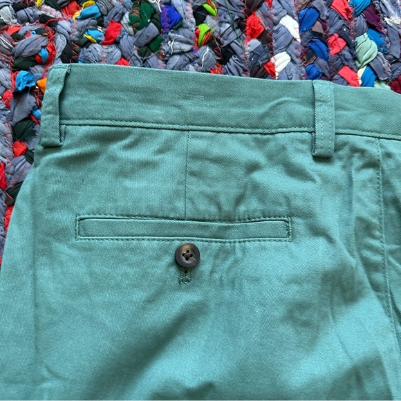 NWT Amazon Essentials Classic Fit 9" Short Sage Green Men's Size 36 Preppy - Picture 9 of 13